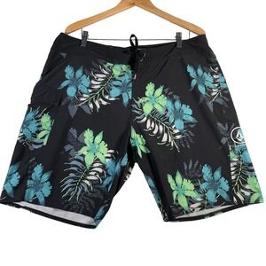 Volcom Board Shorts Mens 38 Black Green Blue Floral Tropical Surf Swim‎ Beach